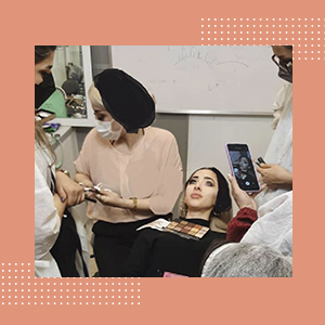 آموزشگاه زیبایی دترلند